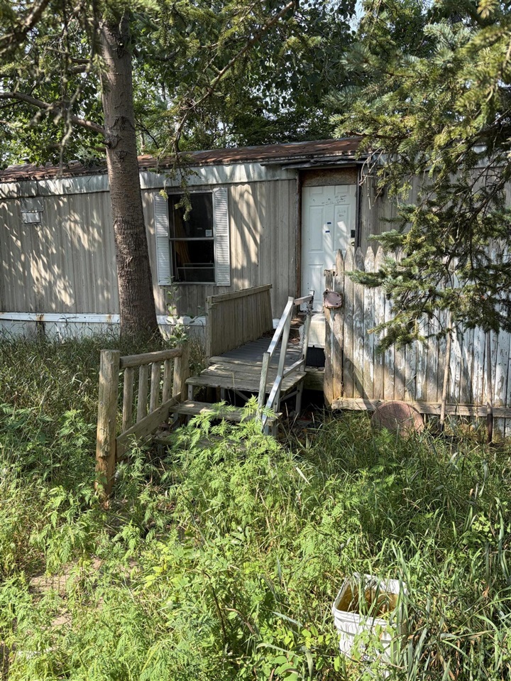 Photo 3 of Single family home for sale at 8398 Central Ave, Kalkaska, MI 49646 | MLS# 70555127 | Listing updated on 2026-10-06