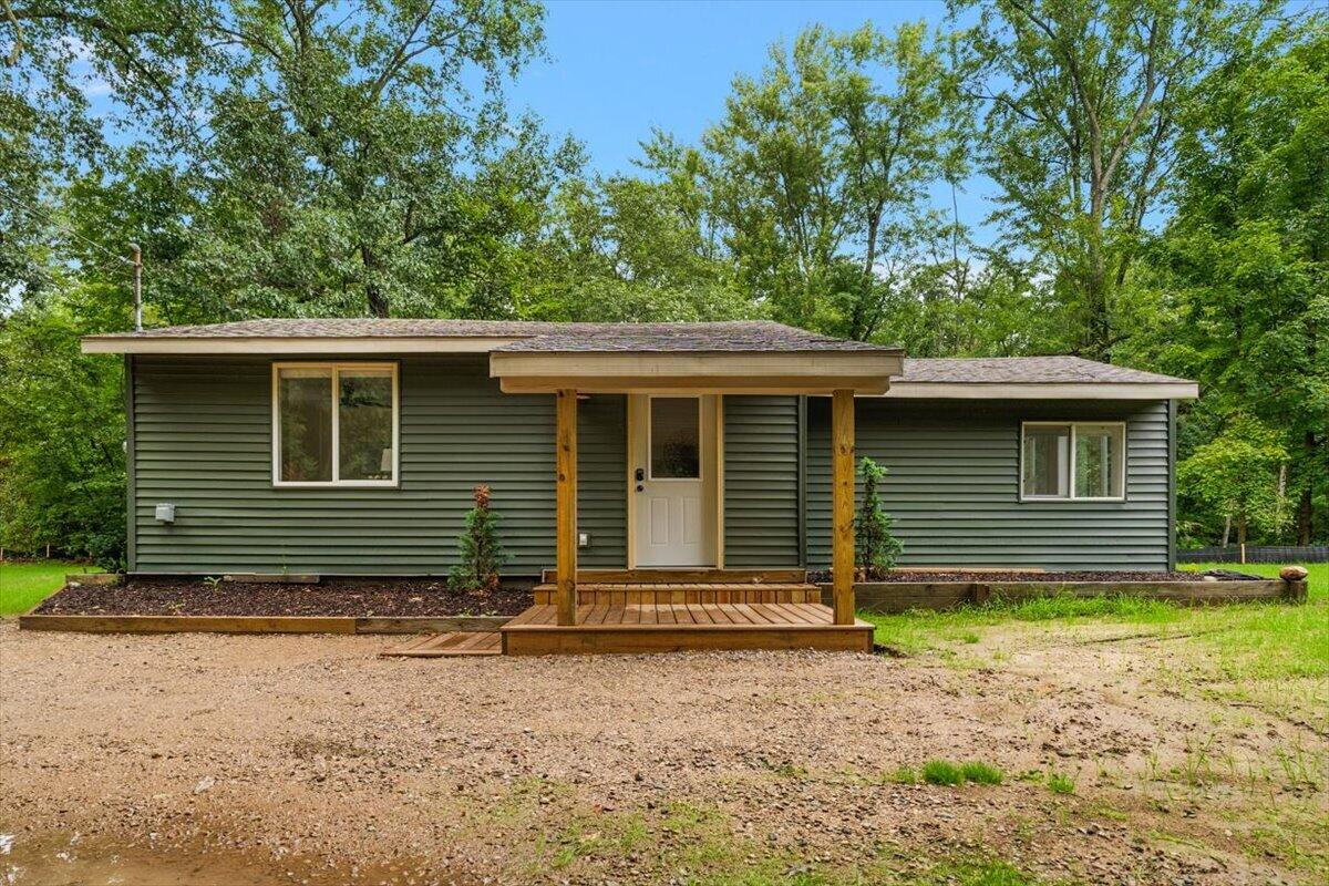 Photo 1 of Single family home for sale at 1875 11 Mile Rd, Comstock Park, MI 49321 | MLS# 70555191 | Listing updated on 2026-10-06