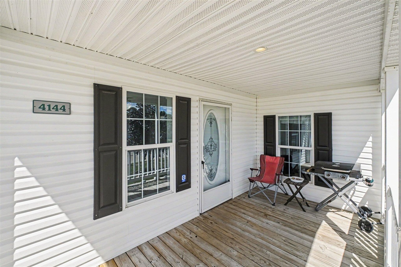 Photo 4 of Single family home for sale at 4144 Doxee Dr, Allendale, MI 49401 | MLS# 70555215 | Listing updated on 2026-09-01