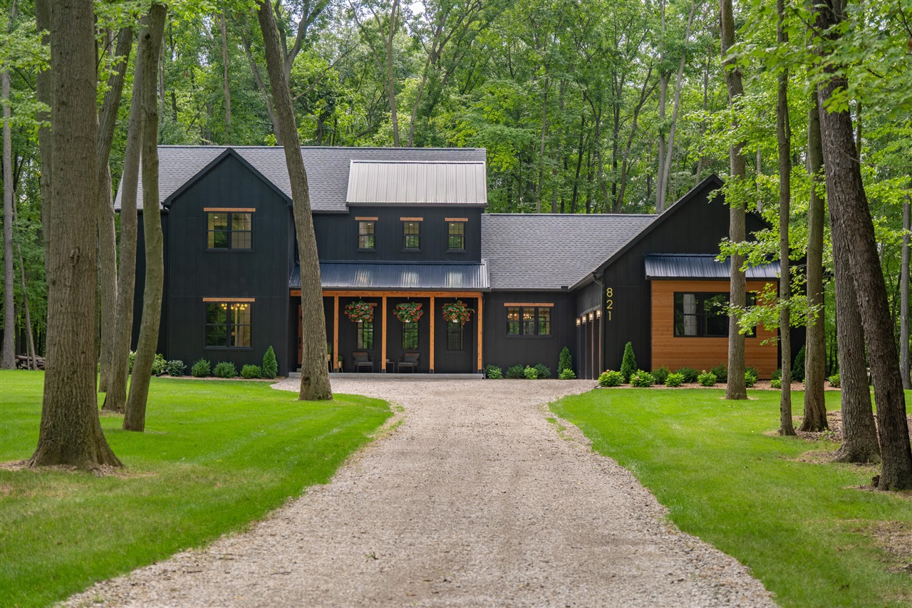 Photo 2 of Single family home for sale at 821 Hidden Creek Ct, Dexter, MI 48130 | MLS# 70555225 | Listing updated on 2026-09-16