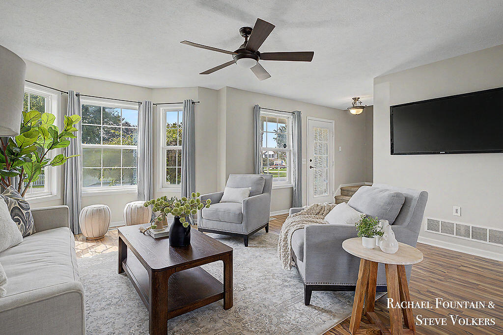 Photo 3 of Sale Pending at 6569 Jasonville Farms Blvd, Caledonia, MI 49316 | MLS# 70555236 | Listing updated on 2026-09-17