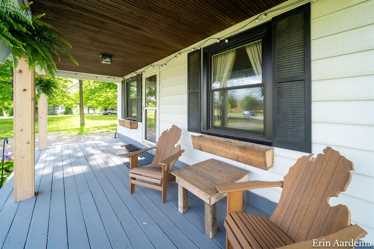 Photo 2 of Single family home for sale at 3796 Port Sheldon St, Hudsonville, MI 49426 | MLS# 70555239 | Listing updated on 2026-09-03