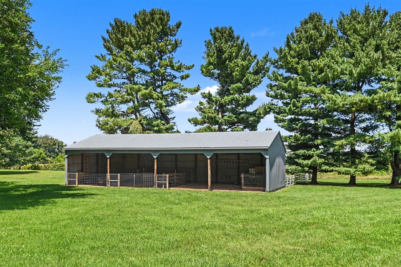 Photo 3 of Sale Pending at 45054 County Road 380, Bloomingdale, MI 49026 | MLS# 70555291 | Listing updated on 2026-09-14