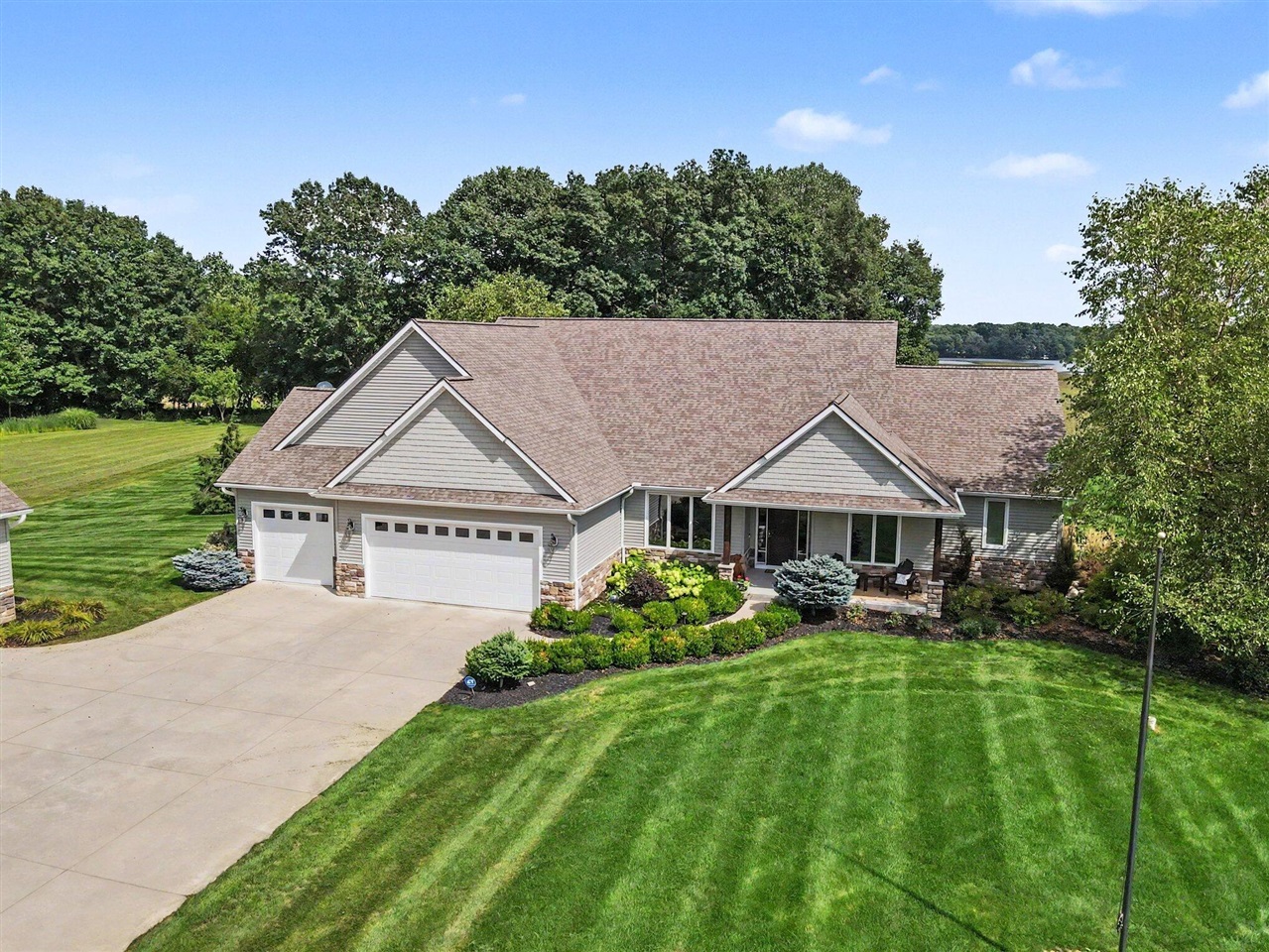 Photo 2 of Single family home for sale at 2421 Hickory Ridge, Galesburg, MI 49053 | MLS# 70555367 | Listing updated on 2026-10-03