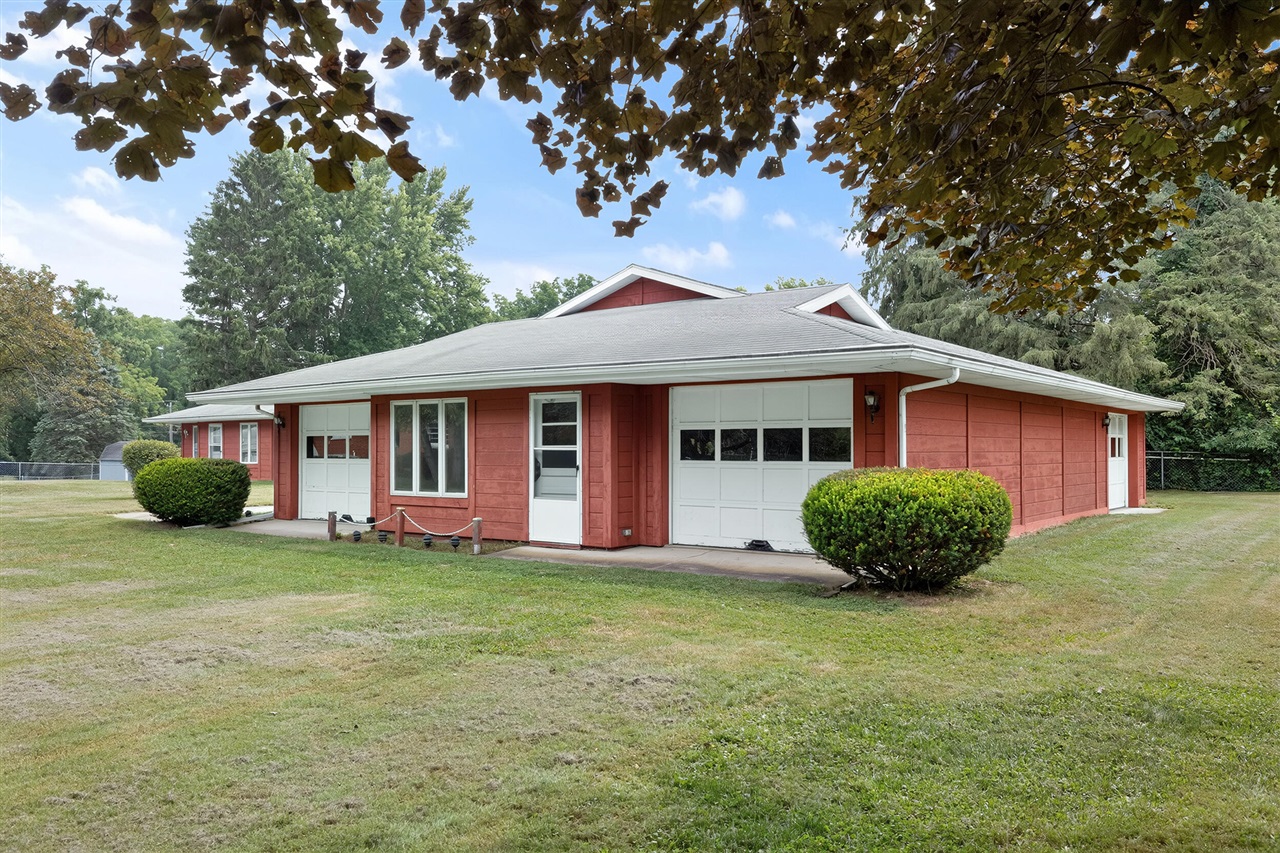 Single family home for sale at 128 Schirmer Pkwy, Buchanan, MI 49107 | MLS# 70555376
