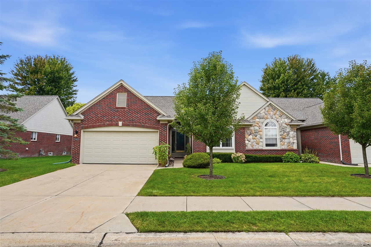 Condo for sale at 52689 Wildwood Dr, Macomb, MI 48042-3571 | MLS# 70555412