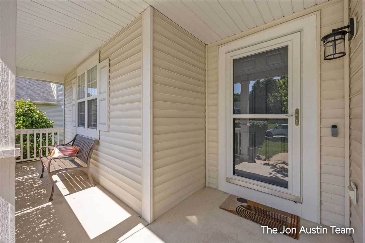 Photo 3 of Single family home for sale at 3461 Mason Ridge Dr, Grand Rapids, MI 49525 | MLS# 70555473 | Listing updated on 2026-09-14