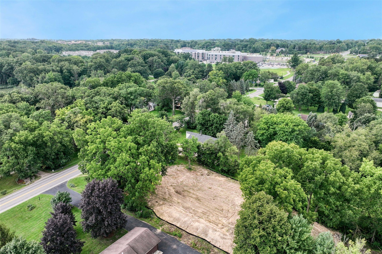 Photo 1 of Land for sale at 3503 3 Mile Rd, Grand Rapids, MI 49525 | MLS# 70555576 | Listing updated on 2026-09-24