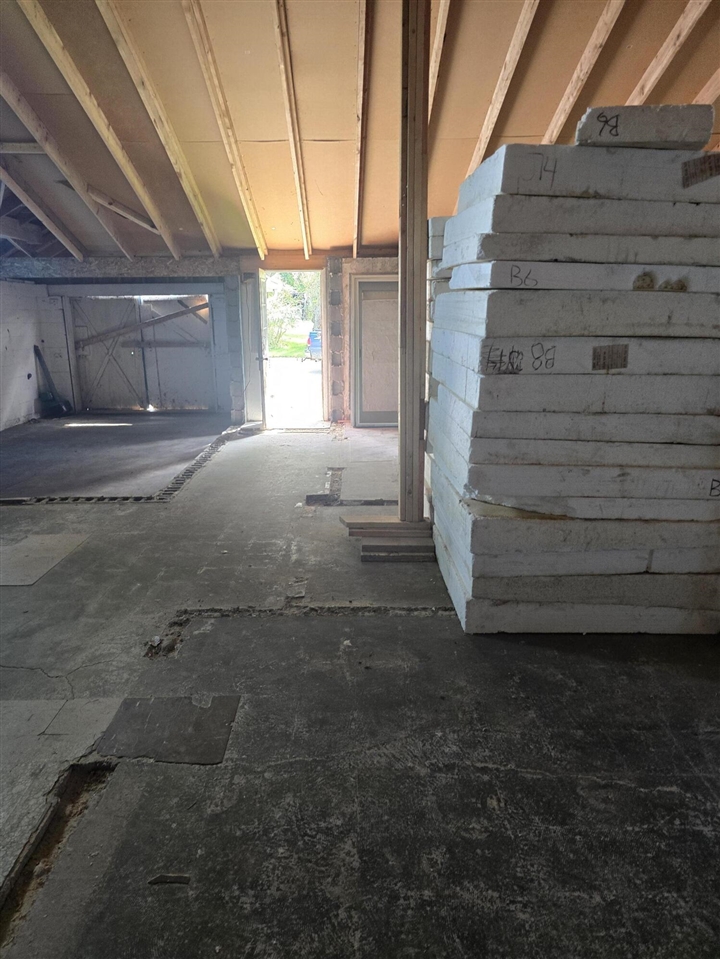 Photo 2 of Single family home for sale at 623 E Paulson St, Lansing, MI 48906 | MLS# 70555587 | Listing updated on 2026-09-03