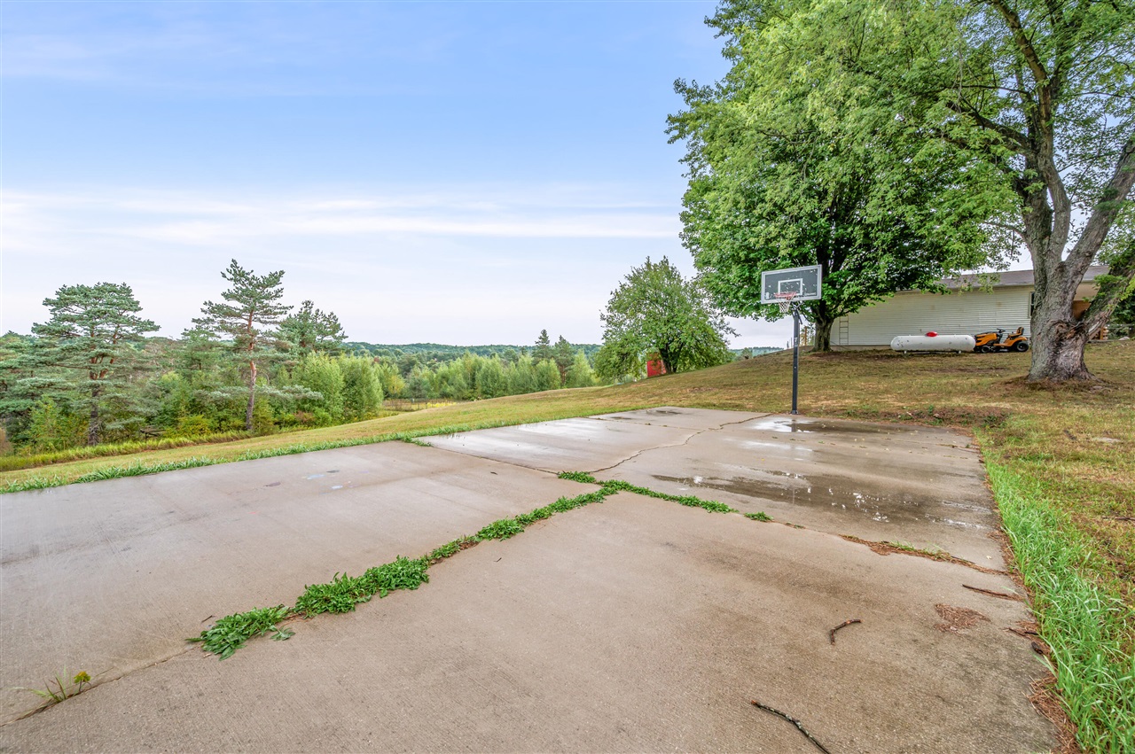 Photo 4 of Sale Pending at 6584 E 96th Street, Reed City, MI 49677 | MLS# 70555602 | Listing updated on 2026-09-15
