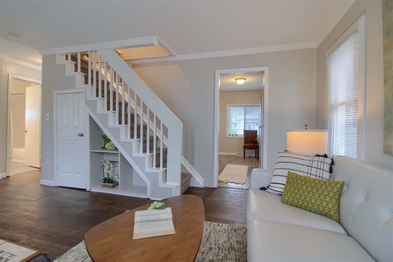 Photo 3 of Sale Pending at 24682 Annapolis St, Dearborn Heights, MI 48125 | MLS# 70555636 | Listing updated on 2026-09-17