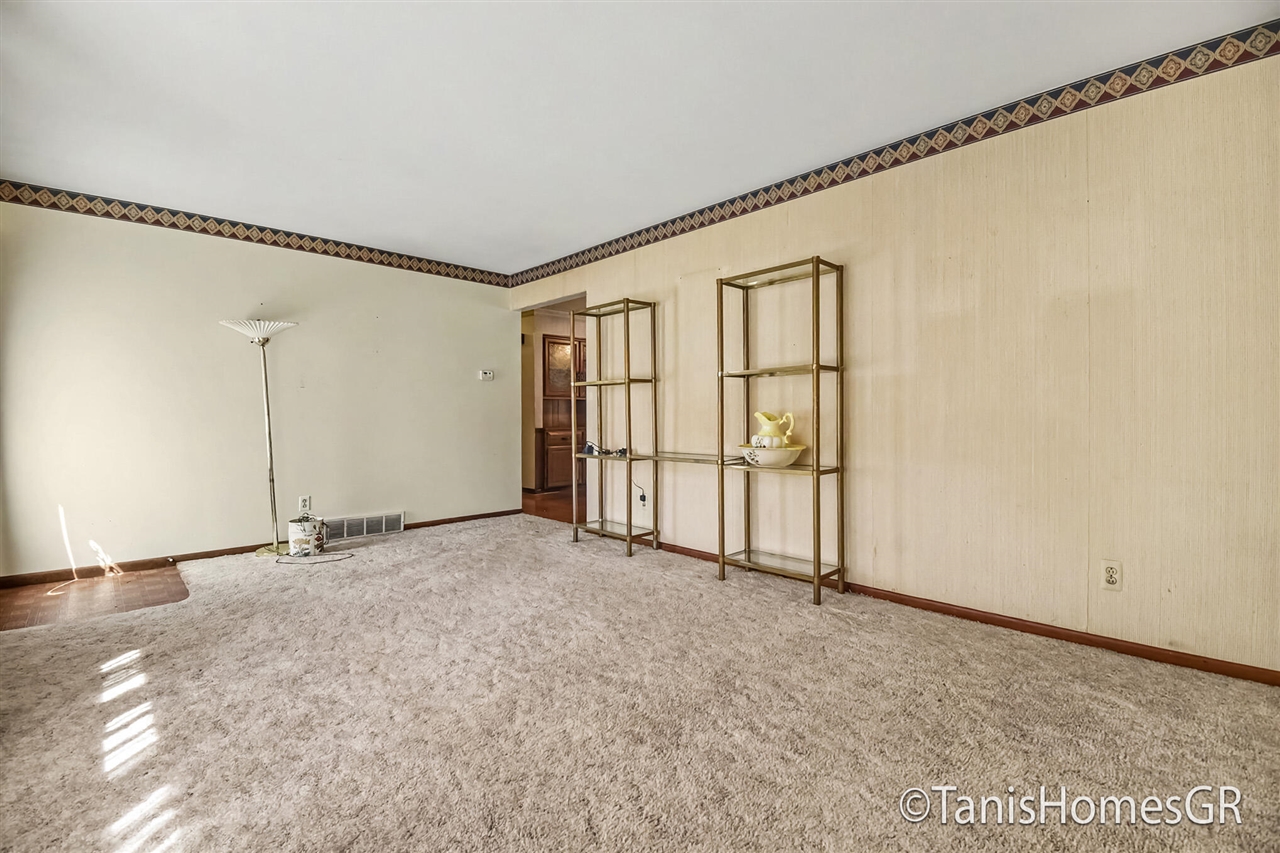 Photo 3 of Single family home for sale at 7556 Terrace Ln, Jenison, MI 49428 | MLS# 70555643 | Listing updated on 2026-09-16