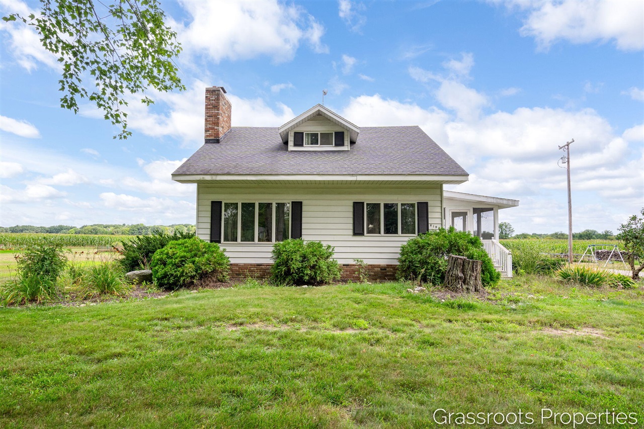 Photo 3 of Single family home for sale at 6196 W Sidney Rd, Sidney, MI 48885 | MLS# 70555693 | Listing updated on 2026-10-03
