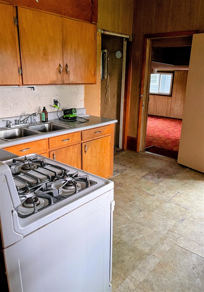 Photo 2 of Single family home for sale at 2632 Lincoln Ave, Saint Joseph, MI 49085 | MLS# 70555730 | Listing updated on 2026-10-07