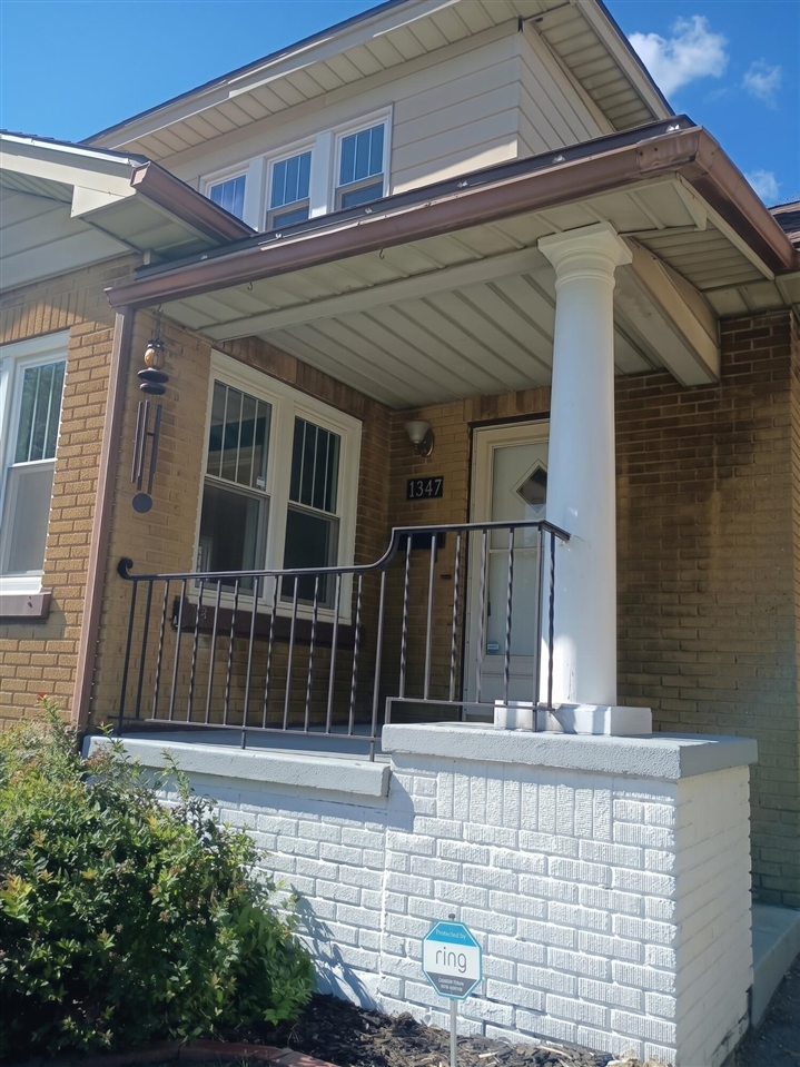 Photo 2 of Single family home for sale at 1347 Nw Powers Ave, Grand Rapids, MI 49504 | MLS# 70555735 | Listing updated on 2026-10-06