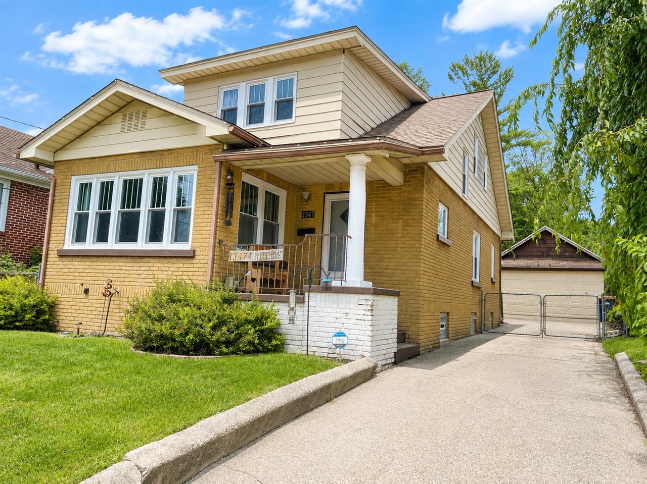 Photo 3 of Single family home for sale at 1347 Nw Powers Ave, Grand Rapids, MI 49504 | MLS# 70555735 | Listing updated on 2026-10-06