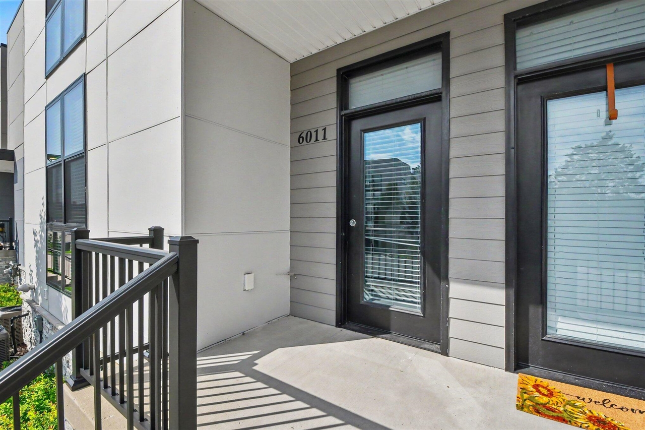 Photo 3 of Condo for sale at 6011 Port View Dr, Grand Rapids, MI 49512 | MLS# 70555756 | Listing updated on 2026-09-12