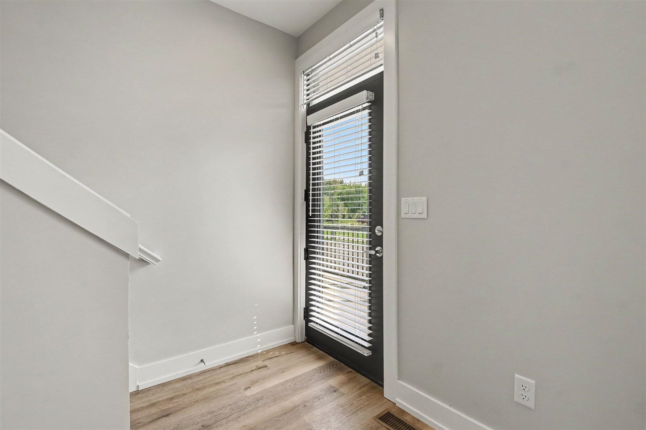 Photo 4 of Condo for sale at 6011 Port View Dr, Grand Rapids, MI 49512 | MLS# 70555756 | Listing updated on 2026-09-12