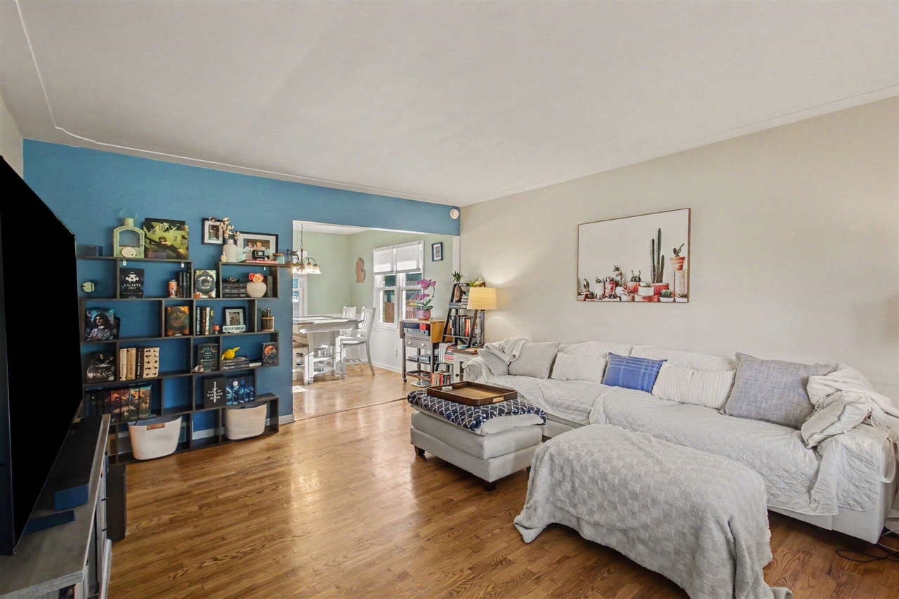Photo 3 of Single family home for sale at 4349 Billmar St, Grandville, MI 49418 | MLS# 70555877 | Listing updated on 2026-09-18