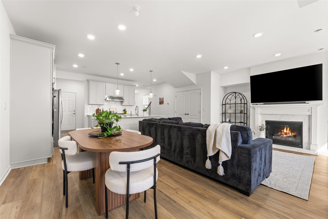 Photo 1 of Condo for sale at 5543 E Spaniel Dr, Ann Arbor, MI 48108 | MLS# 70555910 | Listing updated on 2026-09-21