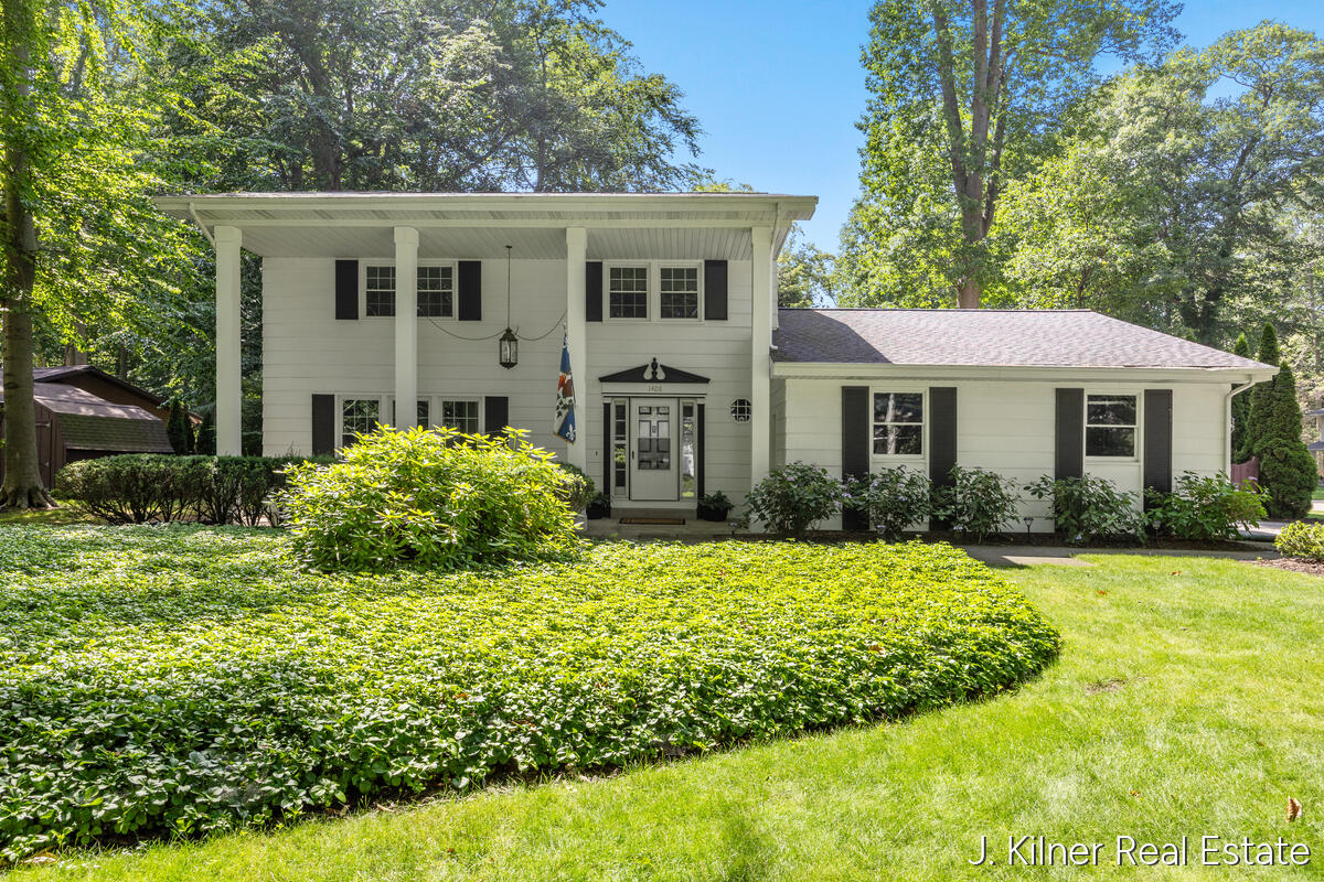 Photo 1 of Sale Pending at 1408 Seminole Dr, Holland, MI 49424 | MLS# 70555979 | Listing updated on 2026-09-05