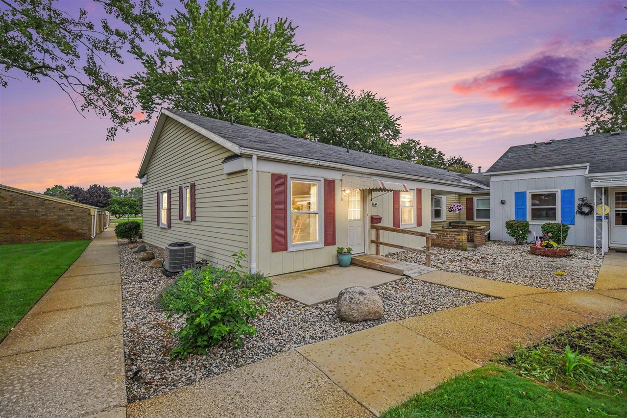 Photo 1 of Sale Pending at 644 Village Ln #90, Jenison, MI 49428 | MLS# 70556026 | Listing updated on 2026-09-05
