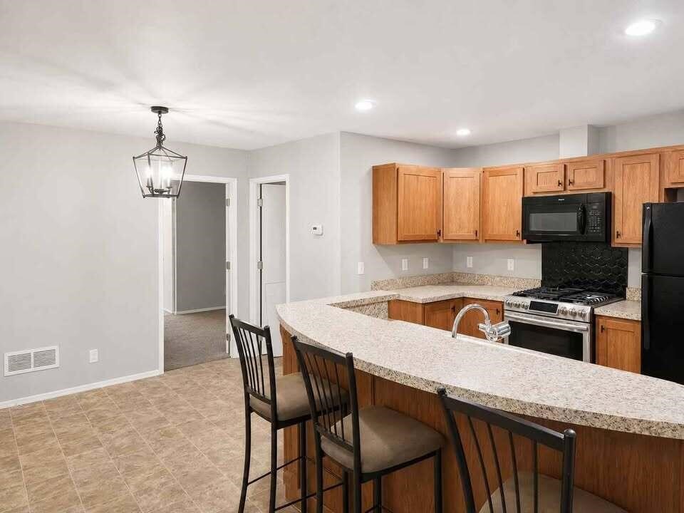 Photo 4 of Single family home for sale at 8555 Skyline Dr, Byron Center, MI 49315 | MLS# 70556040 | Listing updated on 2026-09-14