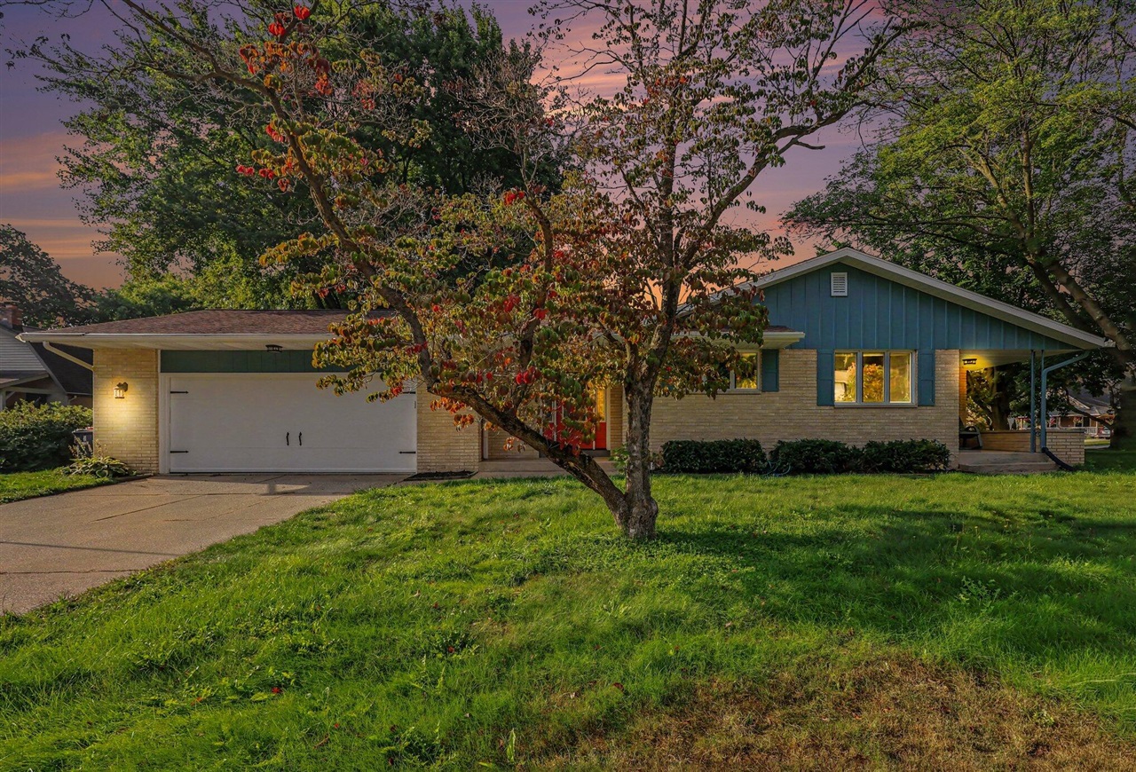 Photo 1 of Single family home for sale at 997 Colonial Ct, Holland, MI 49423 | MLS# 70556159 | Listing updated on 2026-09-02