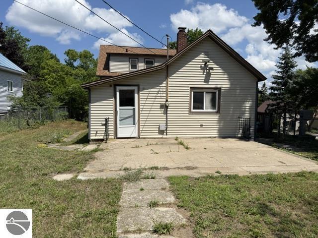 Photo 3 of Sale Pending at 510 5th Street, Ludington, MI 49431 | MLS# 70556245 | Listing updated on 2026-09-23