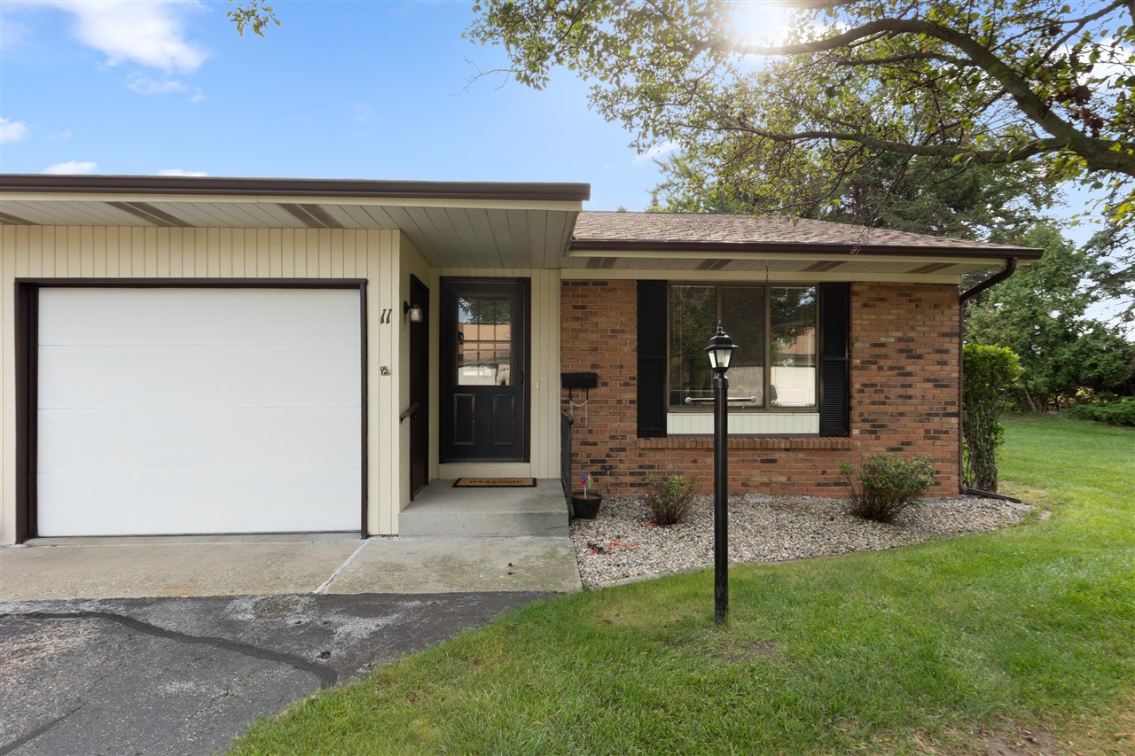 Photo 1 of Condo for sale at 52 Old Ml Dr #11, Holland, MI 49423 | MLS# 70556263 | Listing updated on 2026-09-04