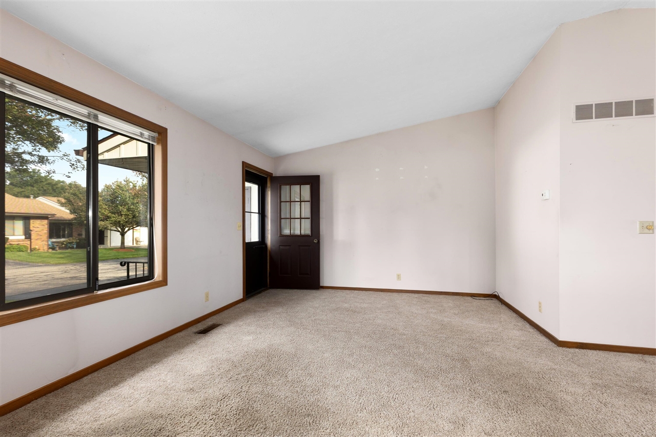 Photo 5 of Condo for sale at 52 Old Ml Dr #11, Holland, MI 49423 | MLS# 70556263 | Listing updated on 2026-09-04