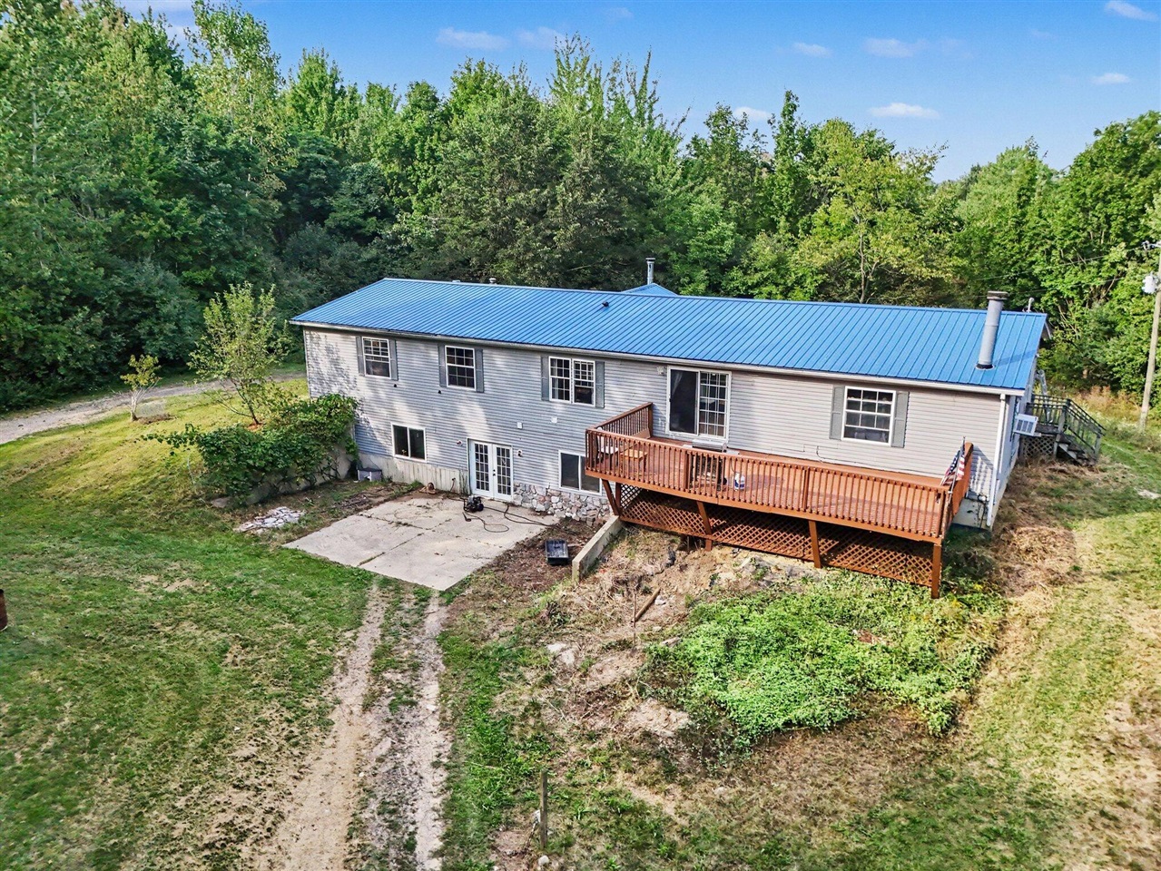Photo 1 of Single family home for sale at 1863 Crystal Ln, Allegan, MI 49010 | MLS# 70556417 | Listing updated on 2026-09-03