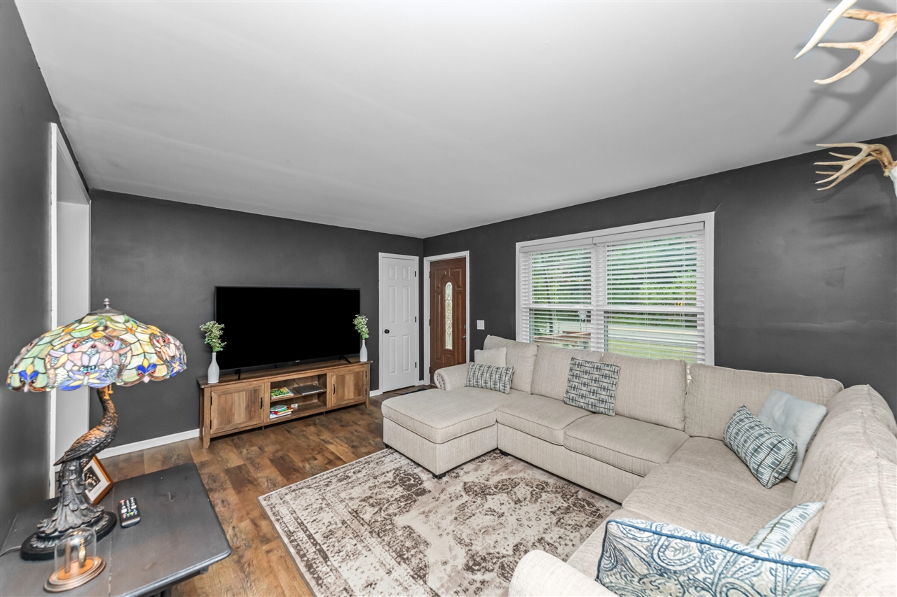 Photo 4 of Single family home for sale at 4240 E Commerce Rd, Commerce Township, MI 48382 | MLS# 70556428 | Listing updated on 2026-09-03