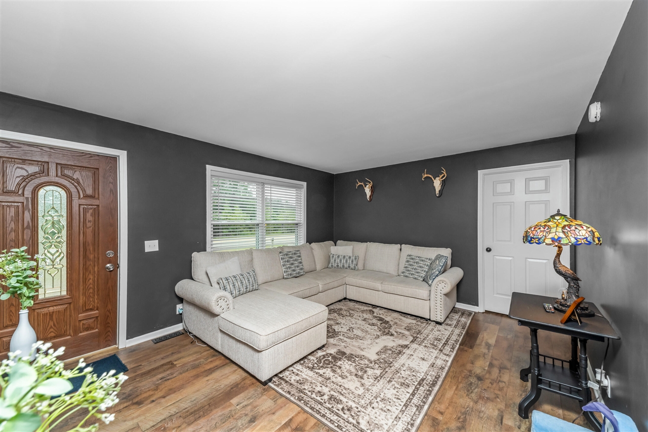 Photo 5 of Single family home for sale at 4240 E Commerce Rd, Commerce Township, MI 48382 | MLS# 70556428 | Listing updated on 2026-09-03