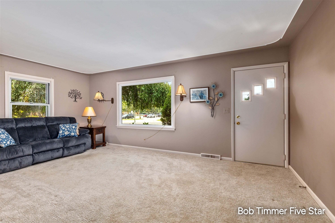 Photo 5 of Single family home for sale at 1300 Bauer Rd, Jenison, MI 49428 | MLS# 70556457 | Listing updated on 2026-09-03