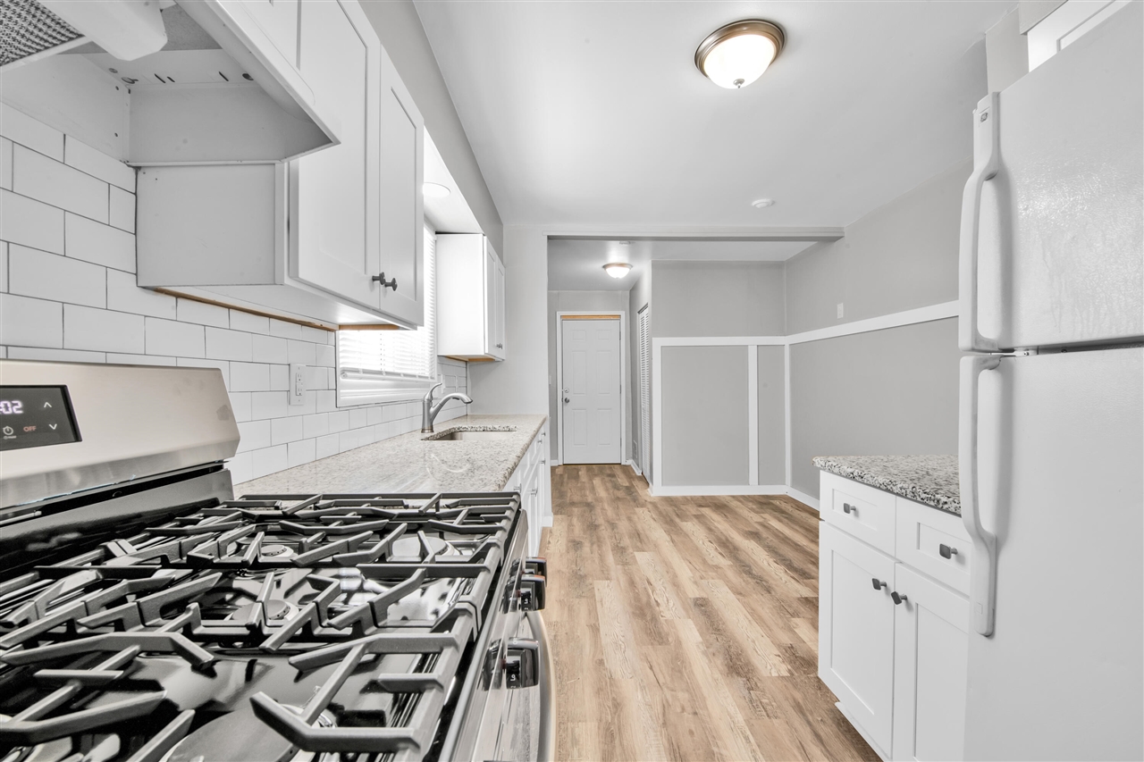 Photo 3 of Single family home for sale at 1636 E Pearl Ave, Hazel Park, MI 48030 | MLS# 70556519 | Listing updated on 2026-09-04