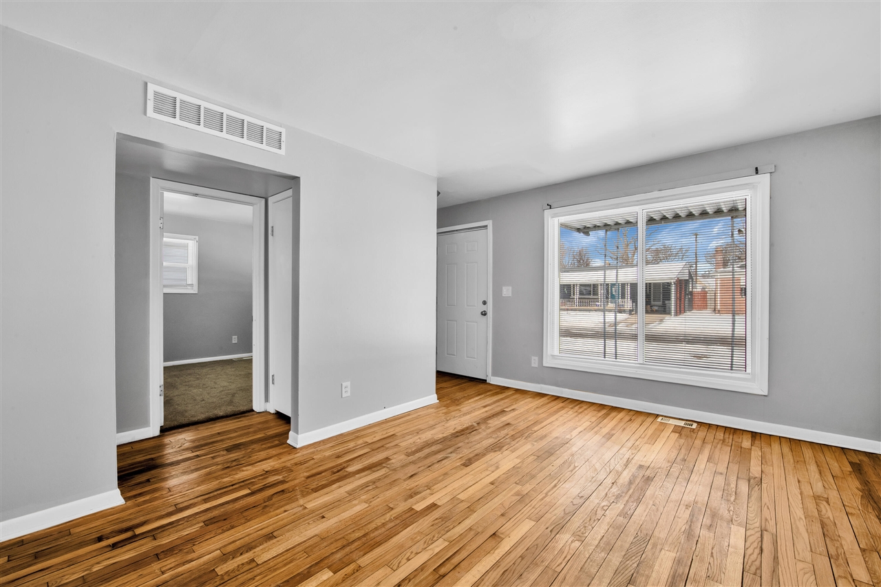 Photo 4 of Single family home for sale at 1636 E Pearl Ave, Hazel Park, MI 48030 | MLS# 70556519 | Listing updated on 2026-09-04