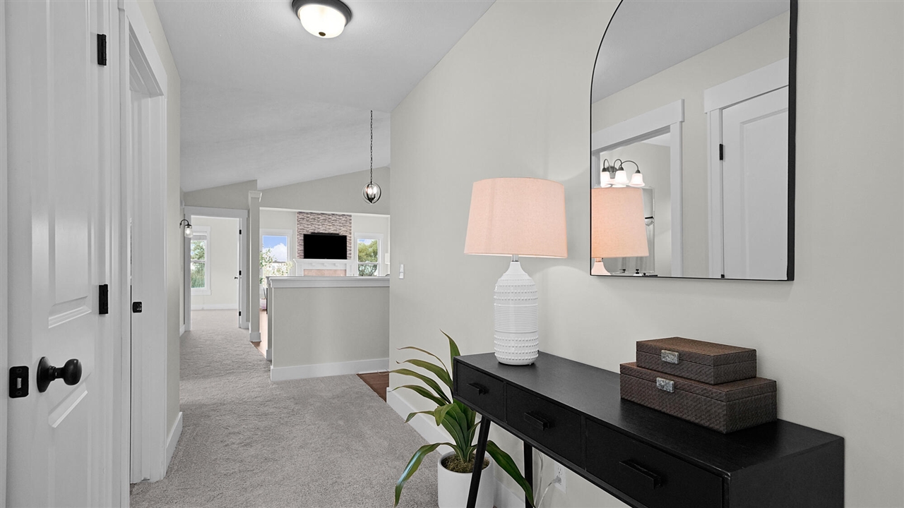 Listing Photo 4 - Condo for sale in building located at 7477 Hometown Ct, Caledonia, MI 49316