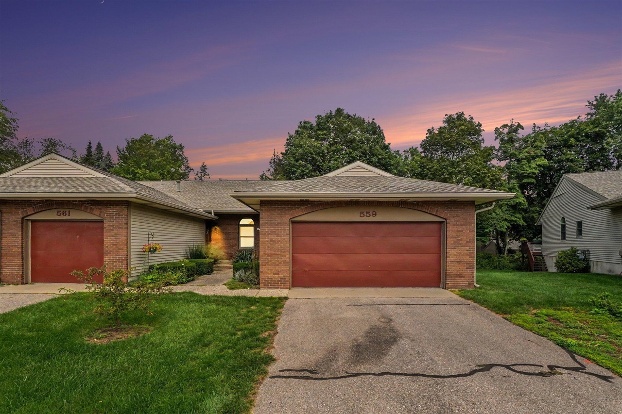 Photo 2 of Condo for sale at 559 Spring Ln, Holland, MI 49423 | MLS# 70556564 | Listing updated on 2026-09-03