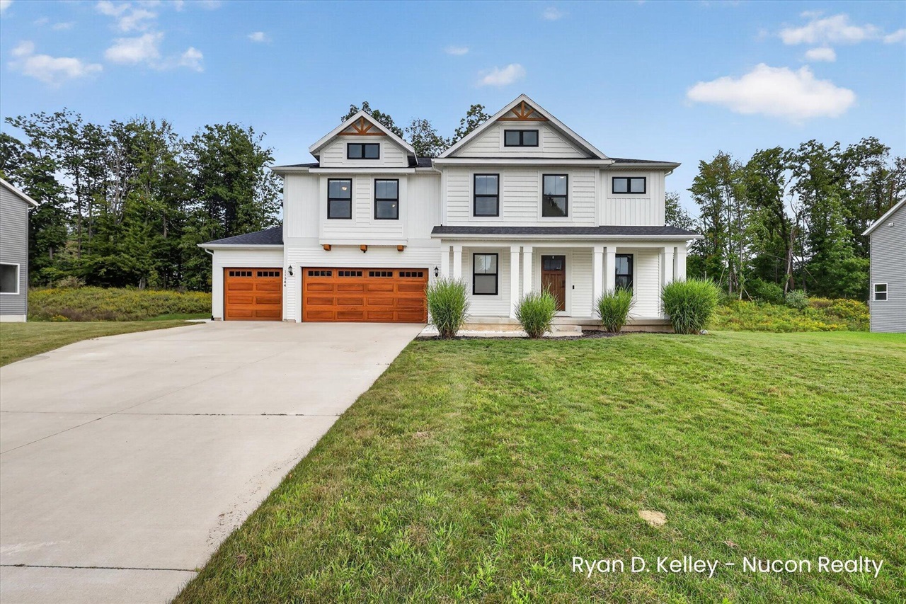 Photo 1 of Single family home for sale at 11544 Sessions Woods Dr, Grand Rapids, MI 49534 | MLS# 70556574 | Listing updated on 2026-09-03