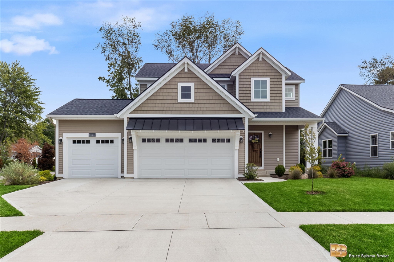 Photo 2 of Single family home for sale at 10892 Verdant Dr, Allendale, MI 49401 | MLS# 70556724 | Listing updated on 2026-09-05