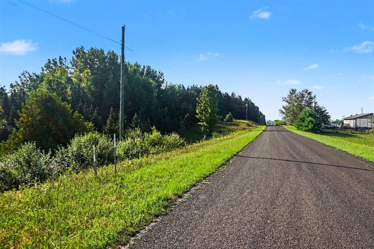 Photo 3 of Sale Pending at 1384 N 122nd Avenue, Hart, MI 49420 | MLS# 70556729 | Listing updated on 2026-09-12