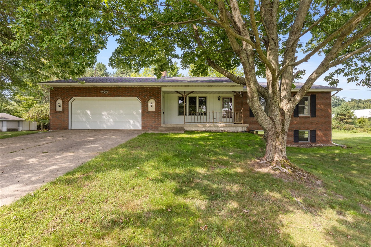Photo 1 of Sale Pending at 8125 Hanna Lake Ave, Caledonia, MI 49316 | MLS# 70556759 | Listing updated on 2026-09-13