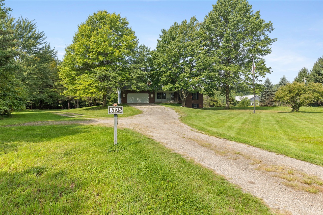 Photo 2 of Sale Pending at 8125 Hanna Lake Ave, Caledonia, MI 49316 | MLS# 70556759 | Listing updated on 2026-09-13