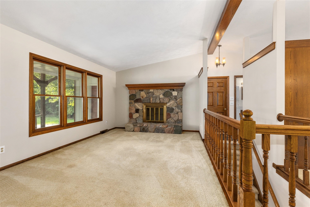 Photo 3 of Sale Pending at 8125 Hanna Lake Ave, Caledonia, MI 49316 | MLS# 70556759 | Listing updated on 2026-09-13