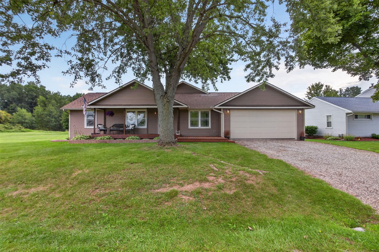 Photo 1 of Single family home for sale at 10375 Ferris Ct, Cement City, MI 49233 | MLS# 70556762 | Listing updated on 2026-09-04