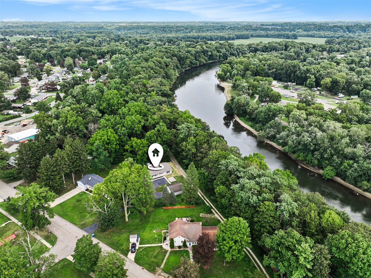 Photo 2 of Single family home for sale at 410 N Bluff St, Berrien Springs, MI 49103 | MLS# 70556786 | Listing updated on 2026-09-05