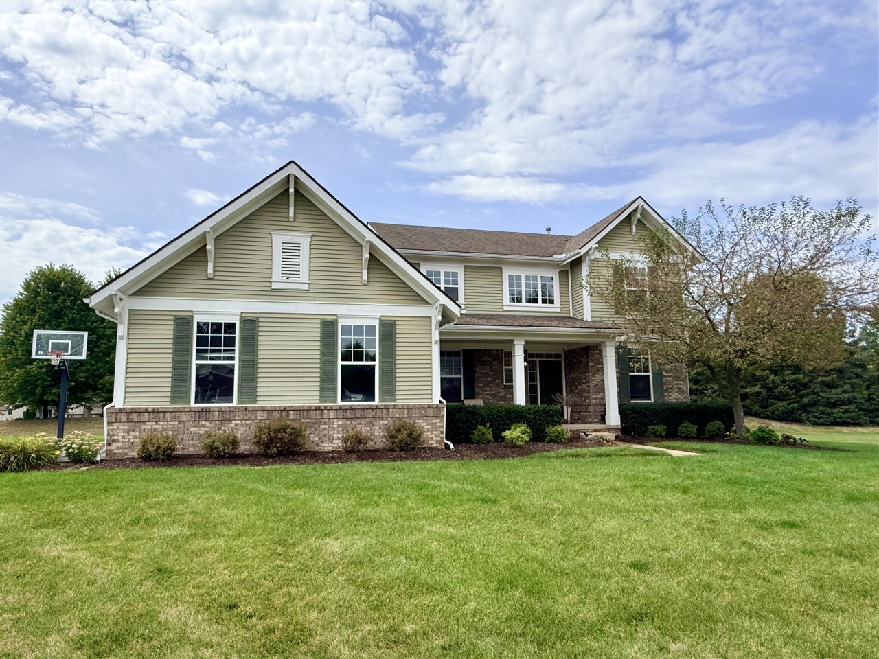 Photo 1 of Single family home for sale at 26393 Creekside Dr, New Hudson, MI 48165 | MLS# 70556819 | Listing updated on 2026-09-05