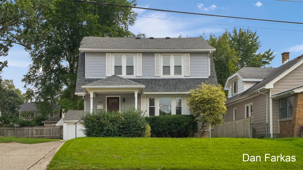 Photo 2 of Single family home for sale at 1652 Margaret Ave, Grand Rapids, MI 49507 | MLS# 70556845 | Listing updated on 2026-09-24