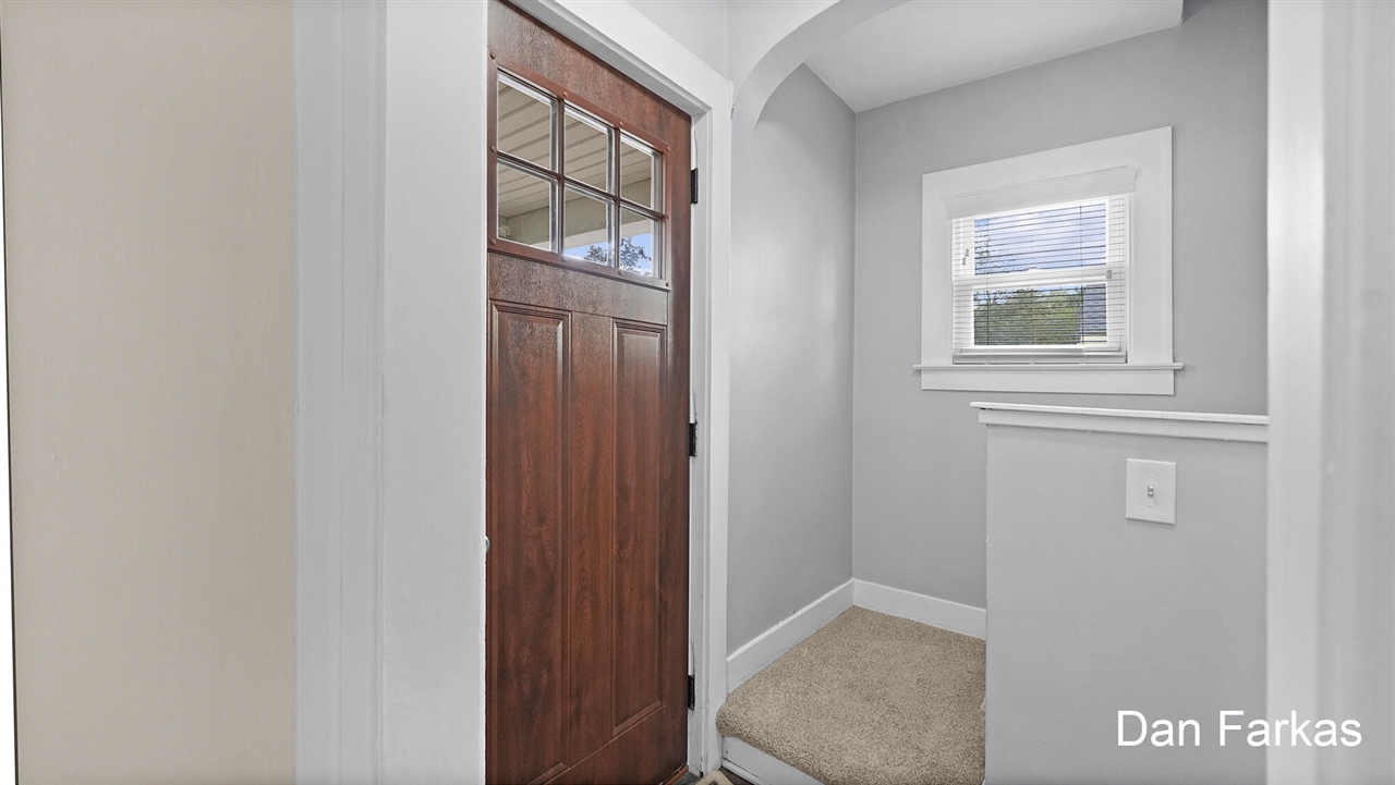 Photo 4 of Single family home for sale at 1652 Margaret Ave, Grand Rapids, MI 49507 | MLS# 70556845 | Listing updated on 2026-09-24